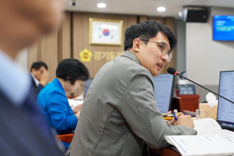 제392회 임시회 제1차 안전행정위원회_4
