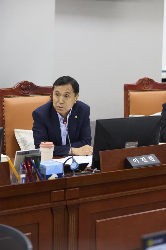 제392회 임시회 제1차 교육기획위원회_8