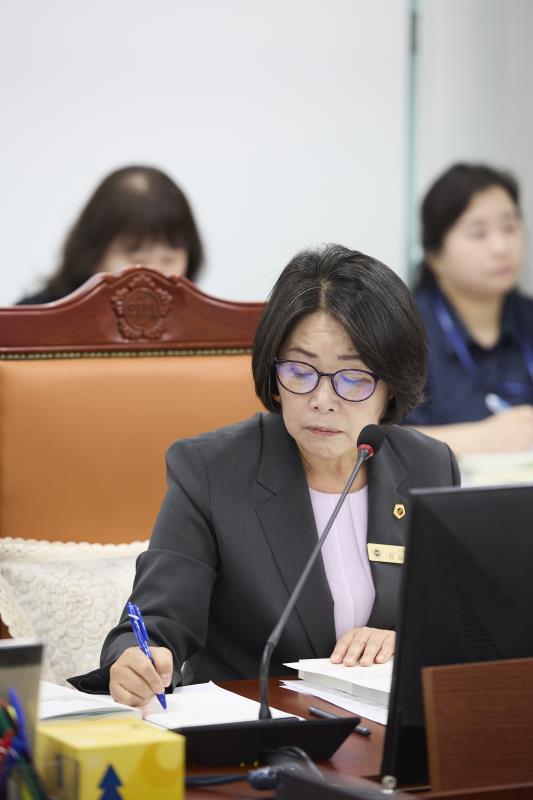 제392회 임시회 제1차 교육기획위원회_8