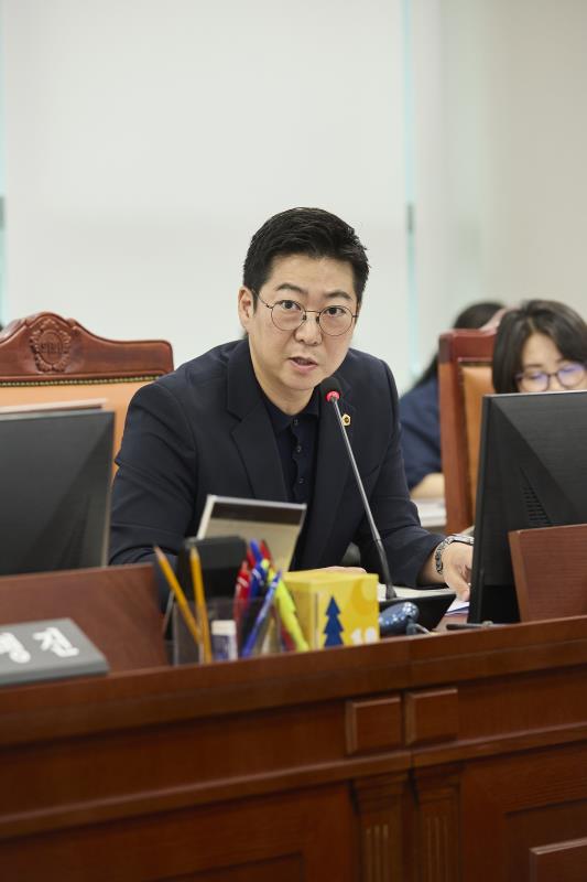 제392회 임시회 제1차 교육기획위원회_3