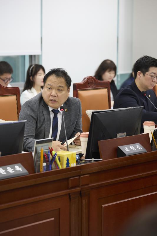 제392회 임시회 제1차 교육기획위원회_3