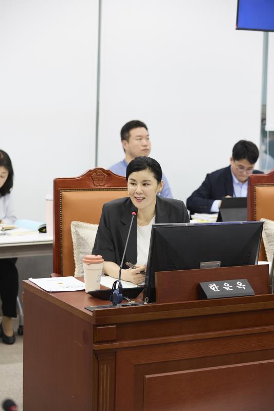 제392회 임시회 제1차 교육기획위원회_4