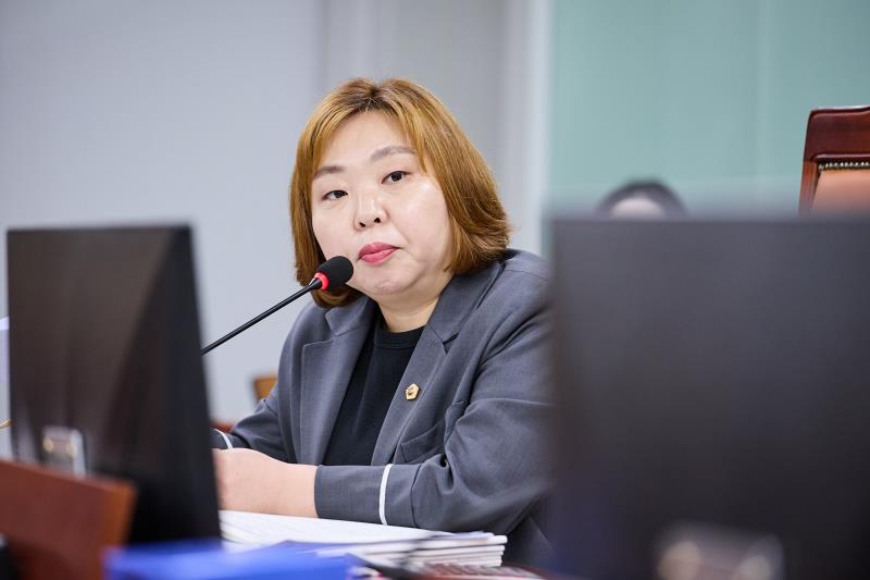 제392회 임시회 제2차 여성가족평생교육위원회_4