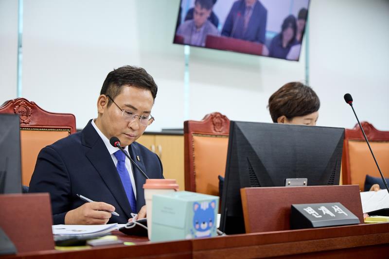 제392회 임시회 제2차 여성가족평생교육위원회_2