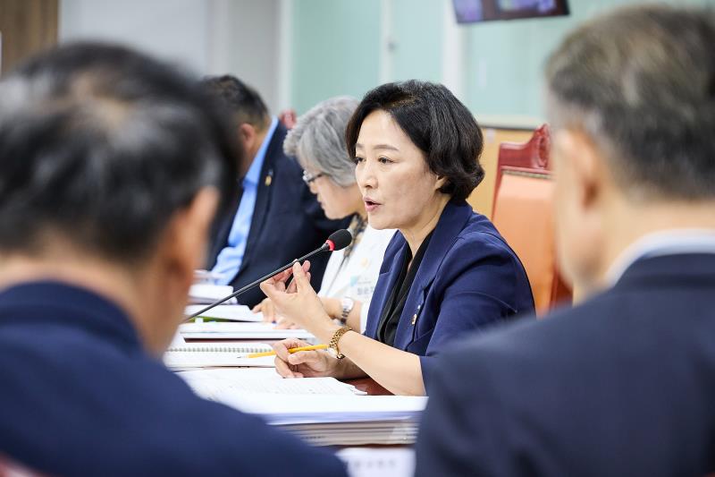 제392회 임시회 제2차 여성가족평생교육위원회_3