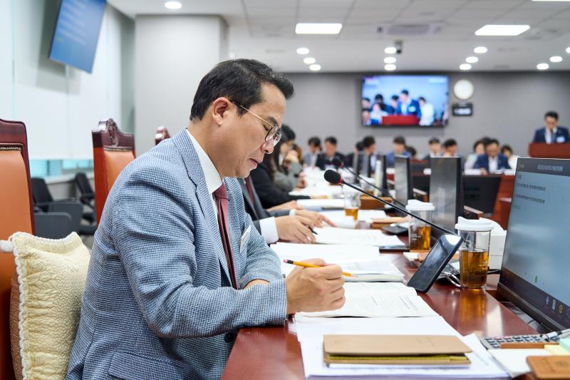 제392회 임시회 제1차 의회운영위원회_4