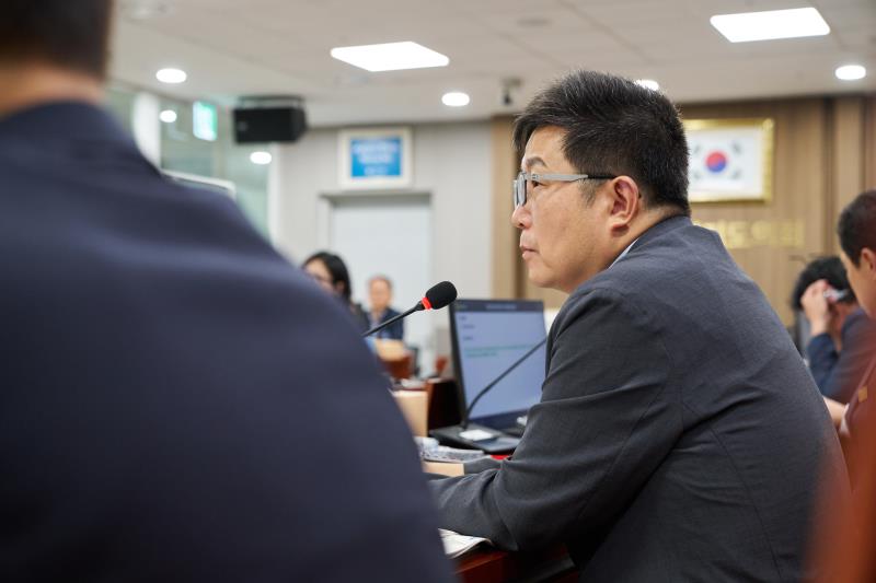 제392회 임시회 제1차 안전행정위원회_4
