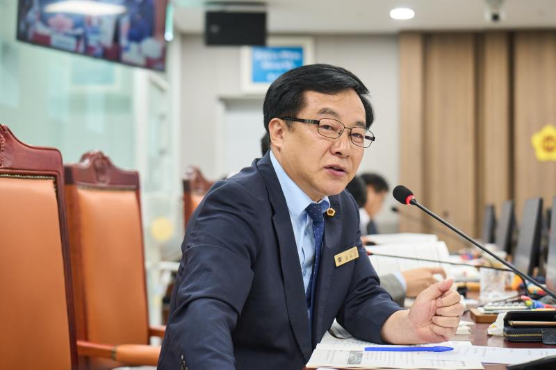 제392회 임시회 제1차 안전행정위원회_3