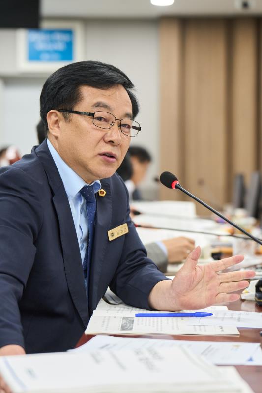 제392회 임시회 제1차 안전행정위원회_4