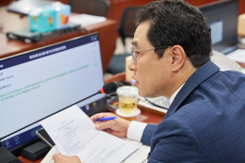 제392회 임시회 제1차 안전행정위원회_3
