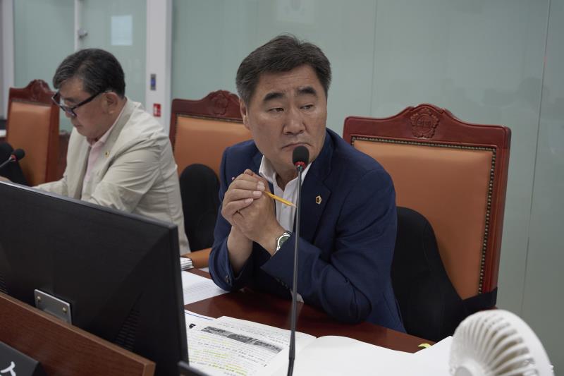 제392회 임시회 제2차 건설교통위원회_8