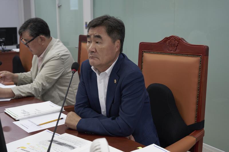 제392회 임시회 제2차 건설교통위원회_9