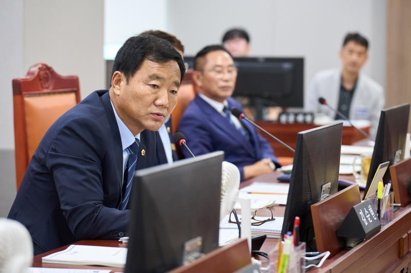 제392회 임시회 제1차 건설교통위원회_3