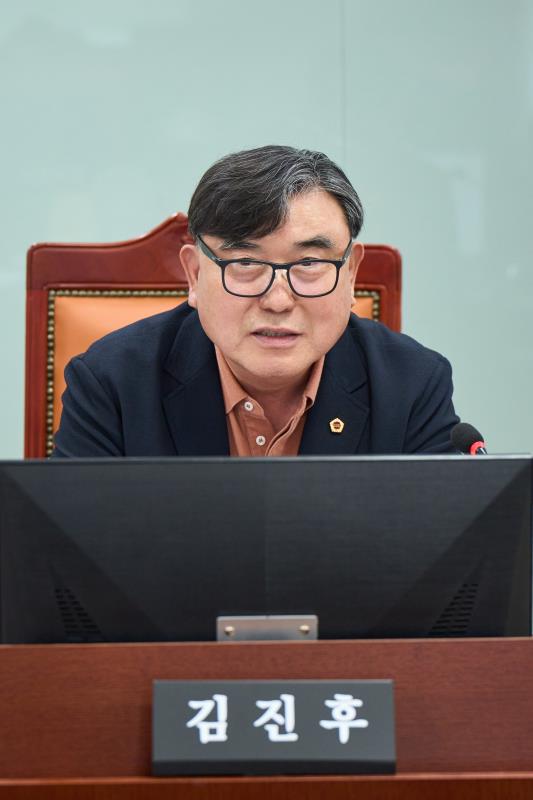 제392회 임시회 제1차 건설교통위원회_3
