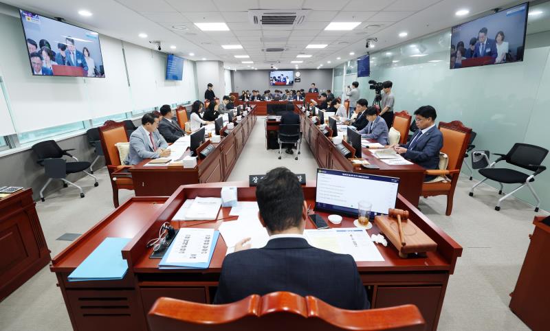 제392회 임시회 제1차 의회운영위원회_8
