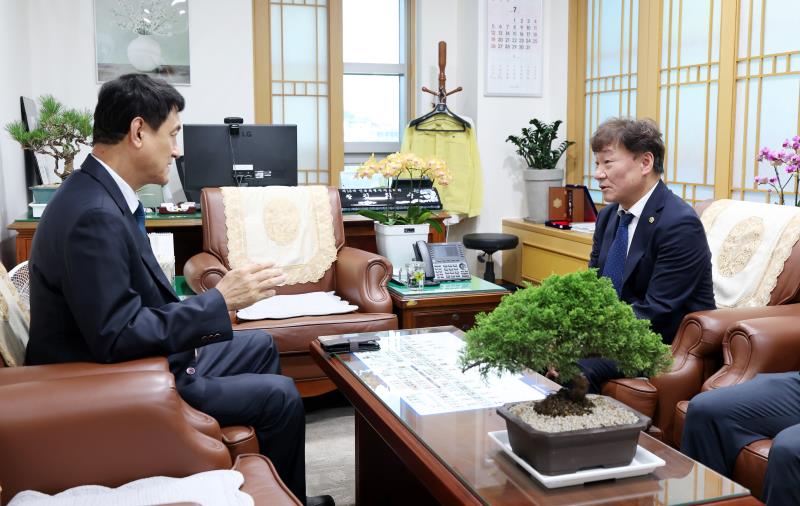 전북특별자치도의회 김희수 의장 면담_4