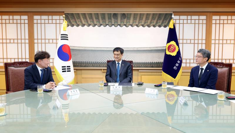 전북특별자치도의회 김희수 의장 면담_10
