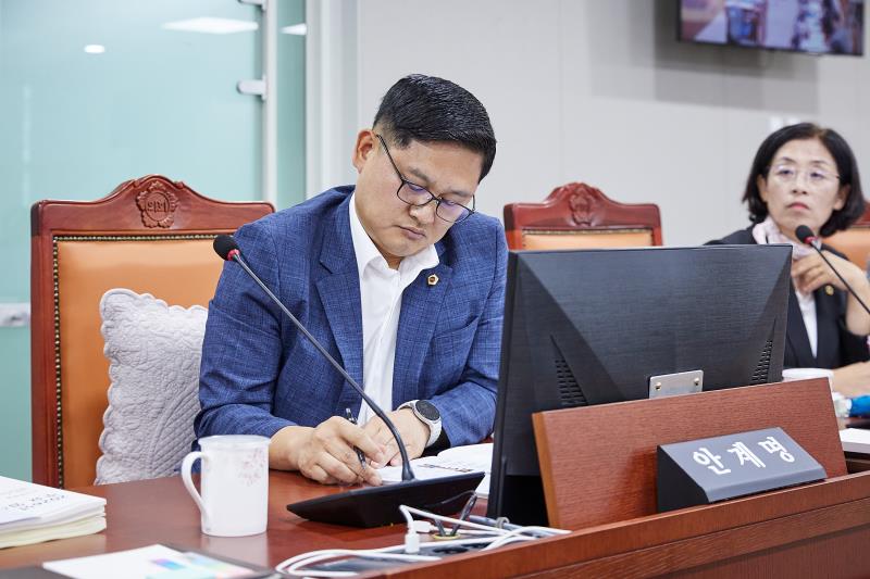 제392회 임시회 제1차 도시환경위원회_6