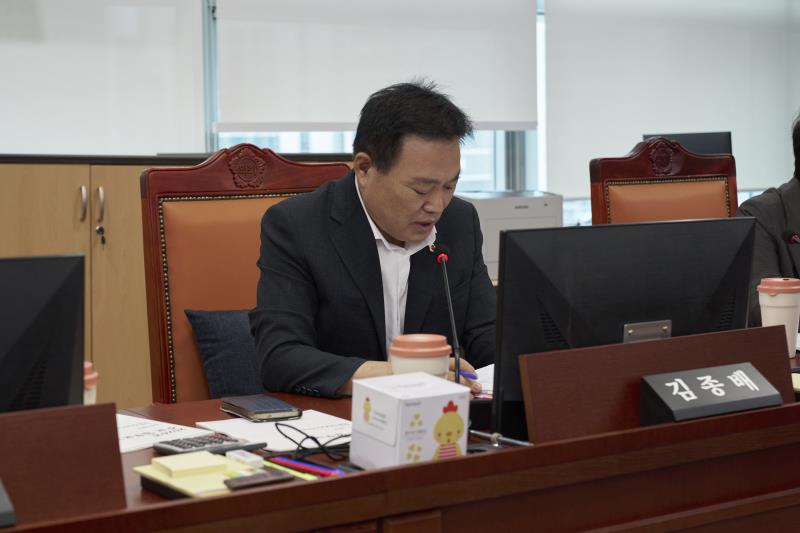 제392회 임시회 제1차 여성가족평생교육위원회_7