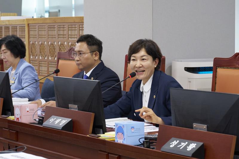 제392회 임시회 제1차 여성가족평생교육위원회_4
