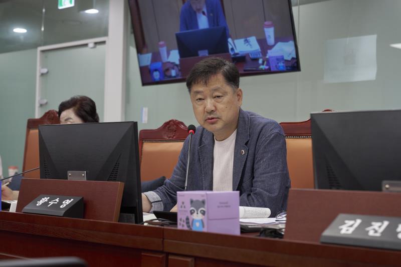 제392회 임시회 제1차 여성가족평생교육위원회_3
