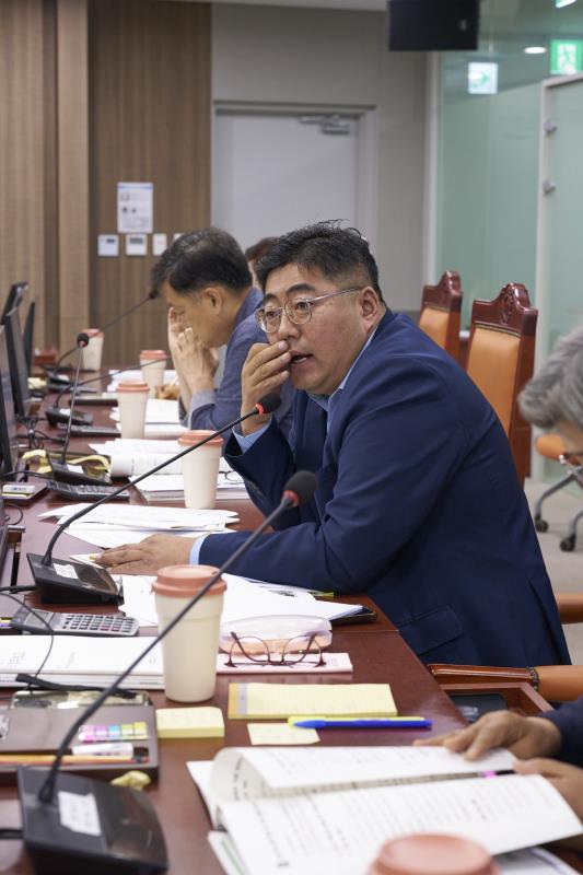 제392회 임시회 제1차 여성가족평생교육위원회_3