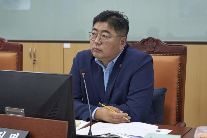 제392회 임시회 제1차 여성가족평생교육위원회_10