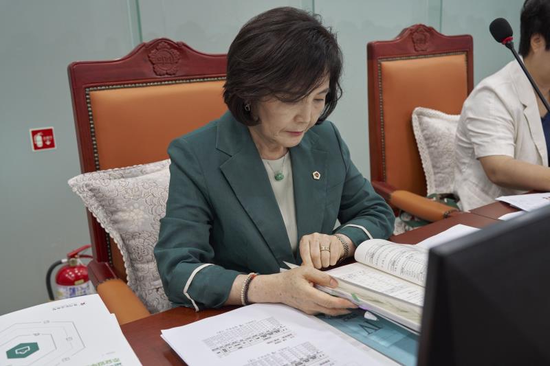 제392회 임시회 제2차 교육기획위원회_3