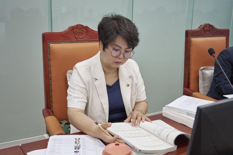 제392회 임시회 제2차 교육기획위원회_4