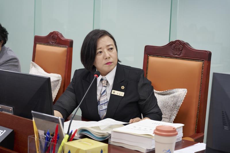 제392회 임시회 제2차 교육기획위원회