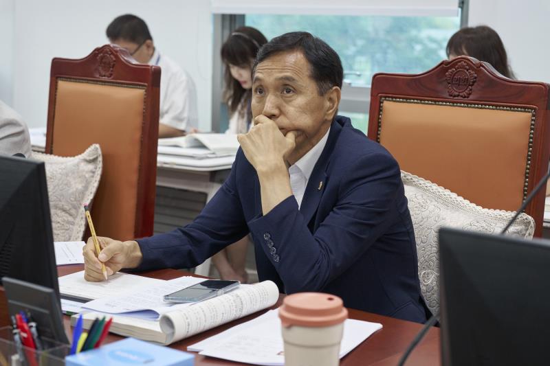 제392회 임시회 제2차 교육기획위원회_4