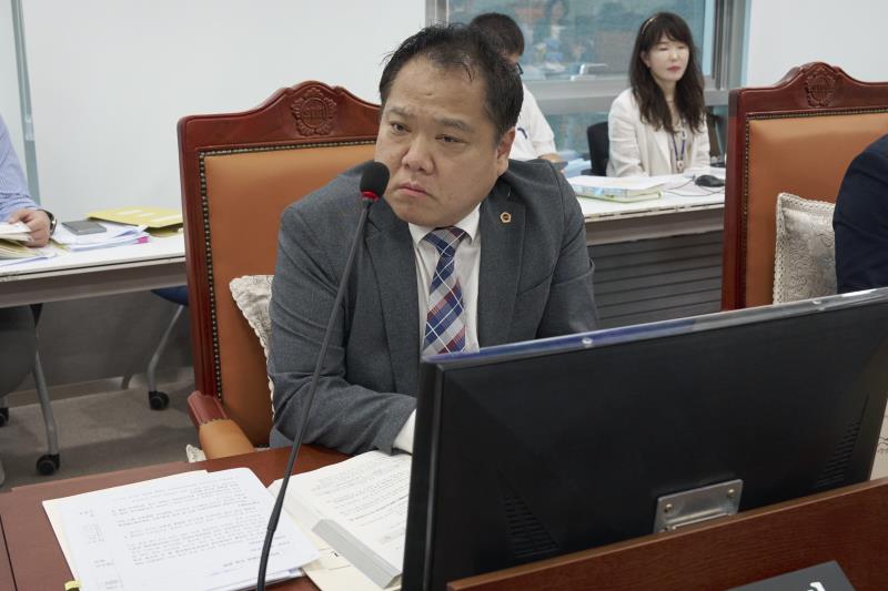 제392회 임시회 제2차 교육기획위원회_3