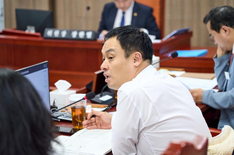 제392회 임시회 제1차 의회운영위원회_6