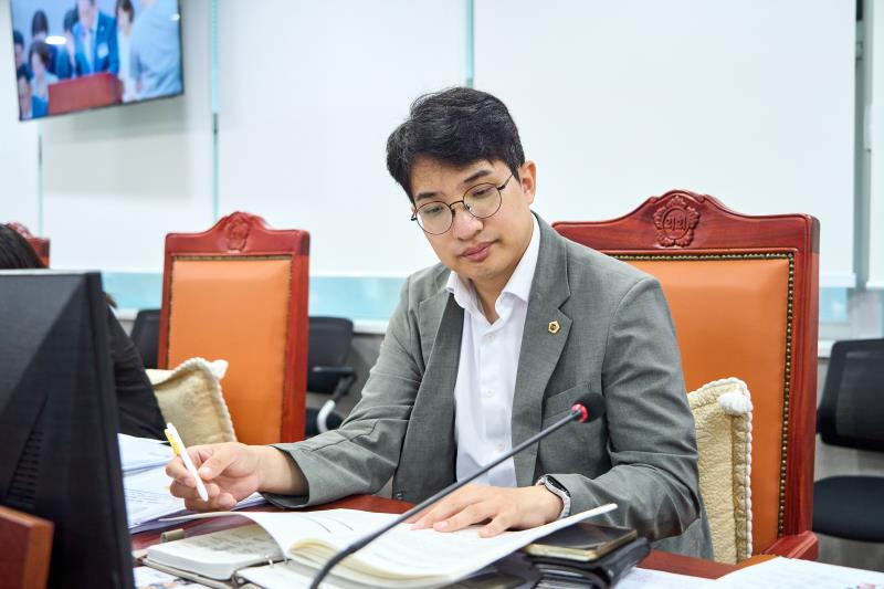 제392회 임시회 제1차 의회운영위원회_8