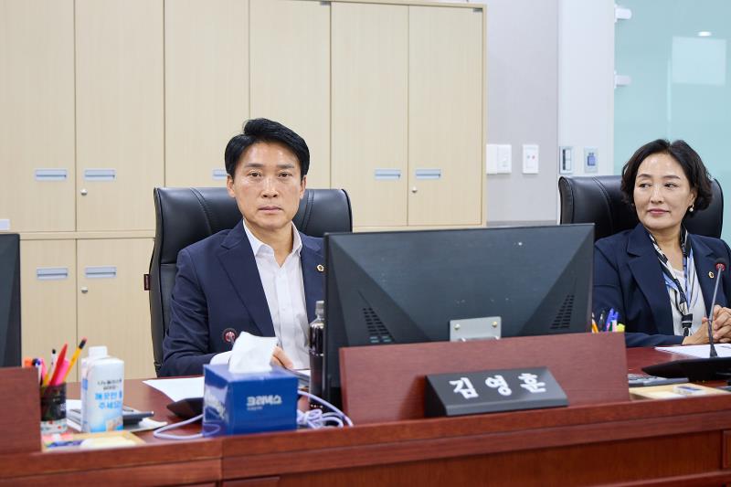 제392회 임시회 제1차 경기도청 예산결산특별위원회_3
