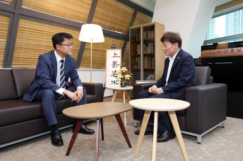 주형철 신임 경기도 경제부지사 접견_4