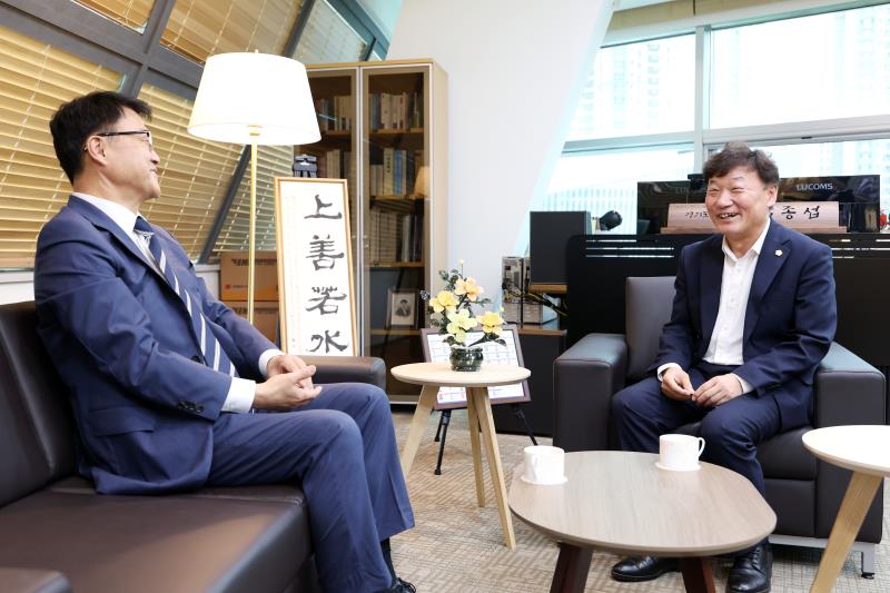 주형철 신임 경기도 경제부지사 접견_5