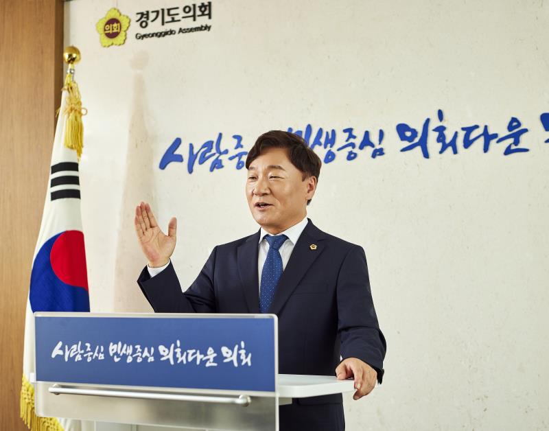 남종섭 의장 프로필사진 촬영_3