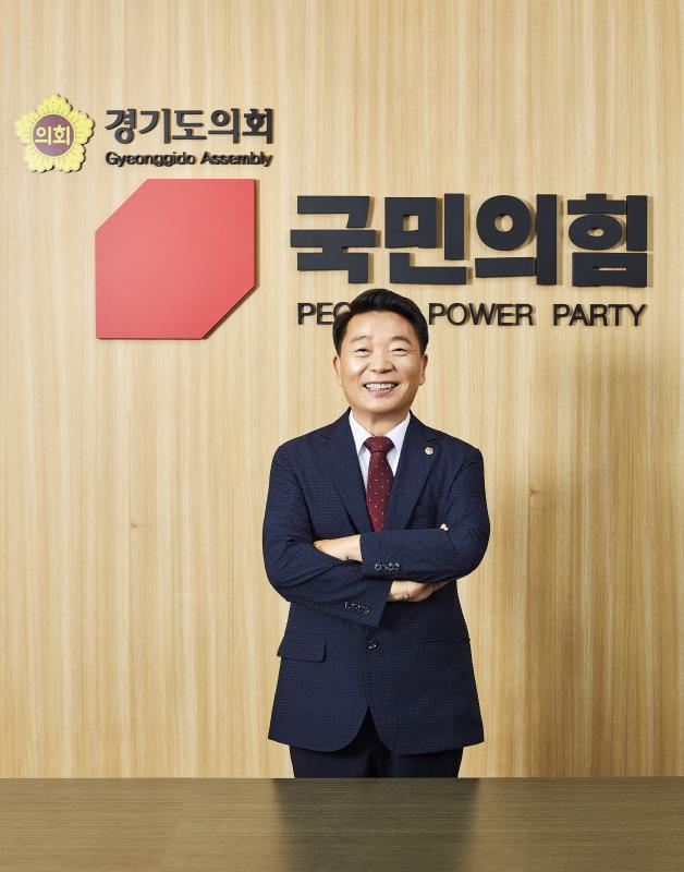 방성환 대표의원 프로필사진 촬영_8