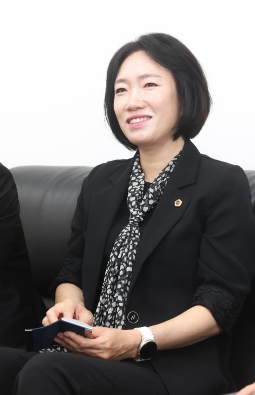 국민의힘 대표단 언론사 방문 (뉴시스)_4