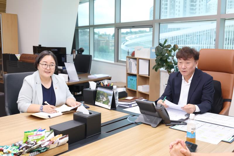 경기마을공동체지원센터 접견_9