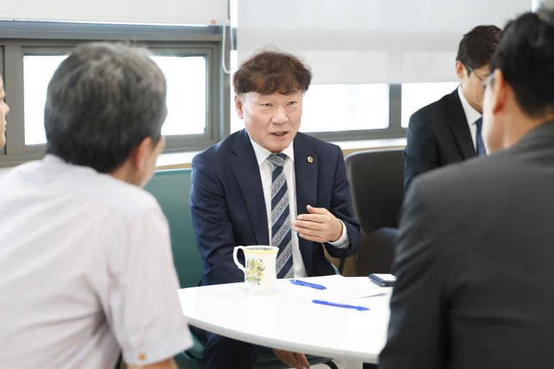 남종섭의장 OBS 라디오 출연_5