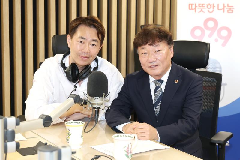 남종섭의장 OBS 라디오 출연_6