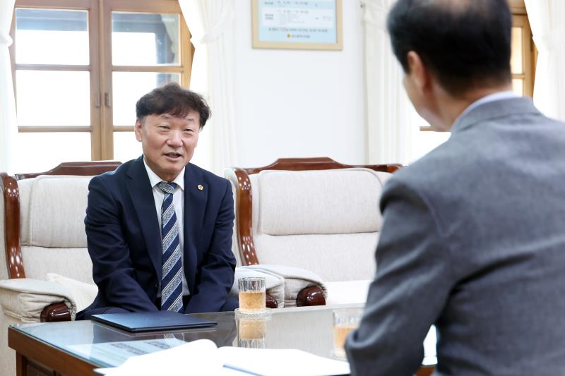 대구광역시의회 임인환 의장 면담_9