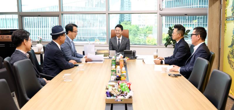 경기도중고차딜러협회 면담 및 감사패 수여식_10