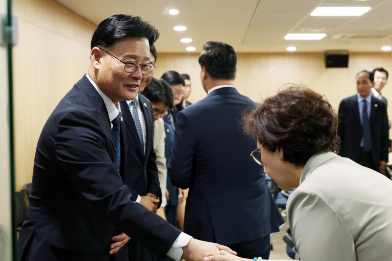 경기도의회 더불어민주당 의원총회_3