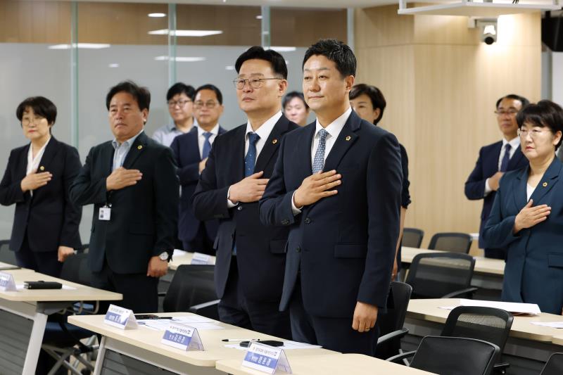 경기도의회 더불어민주당 의원총회_6