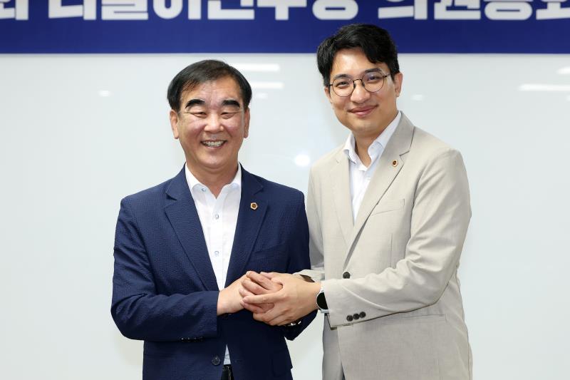 경기도의회 더불어민주당 의원총회_7