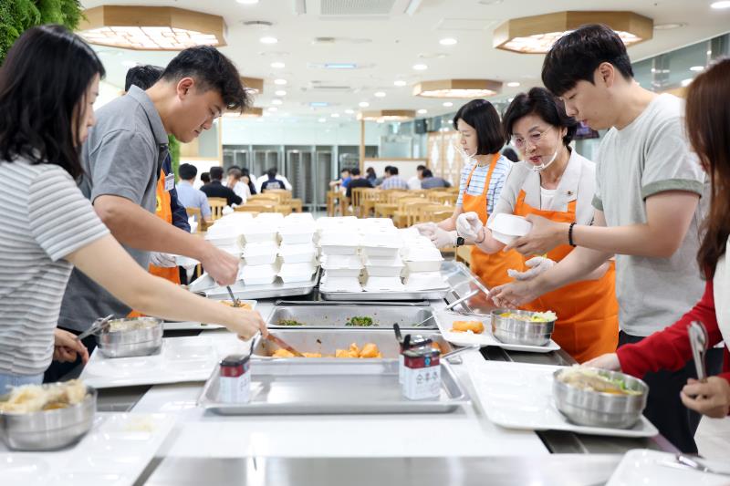복날 맞이 직원격려 오찬_5