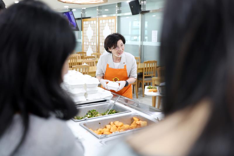 복날 맞이 직원격려 오찬_6